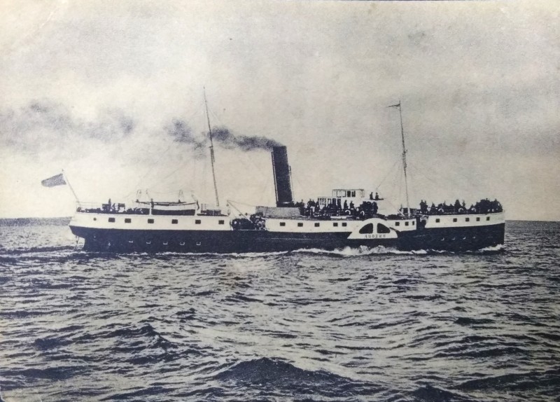 Фотографія "Пароход "Анохин" на Онежском озере"