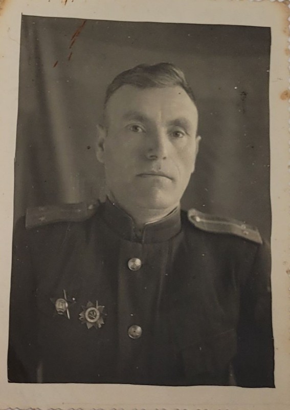 Пурін Петро Карпович – член КПРС з 1926 р., учасник воєнно-політичних подій 1917-1921 рр.,  партизан.