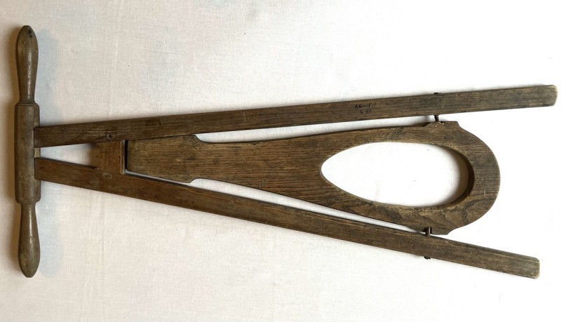 Взуттєзнімач дерев'яний