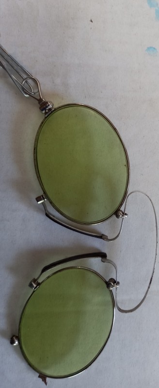 Пенсне XIX ст