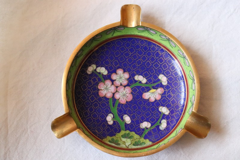 Попільниця