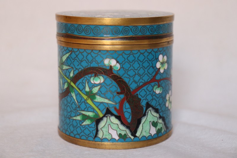 Коробочка для цигарок з кришкою