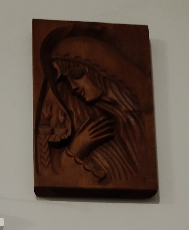 Картина з різьбою по дереву