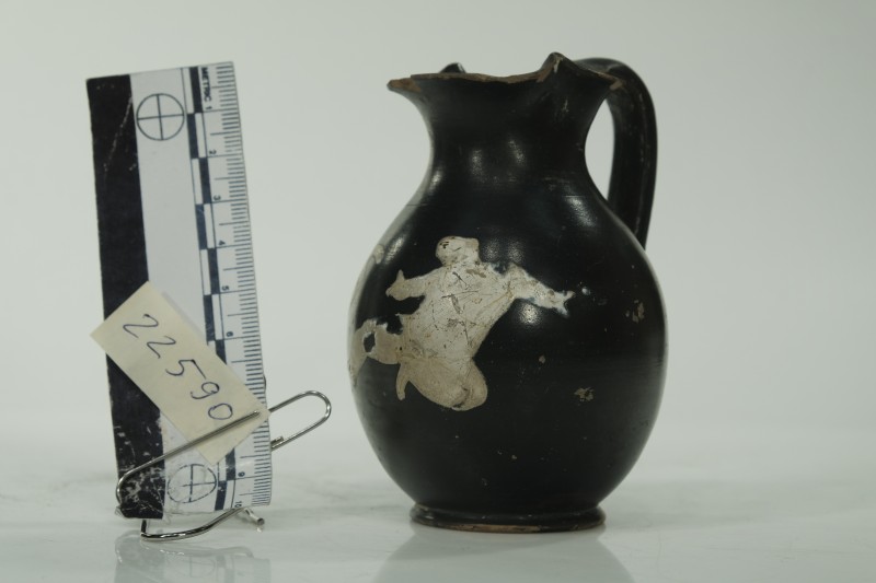 Ойнохоя чорнолакова