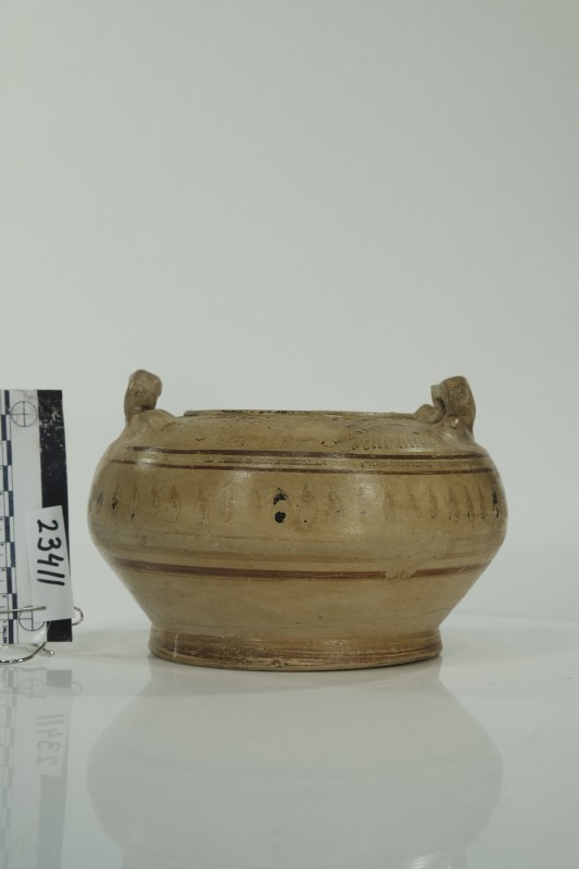 Посудина жовтоглиняна