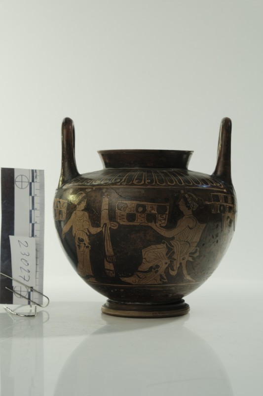 Посудина червонофігурна