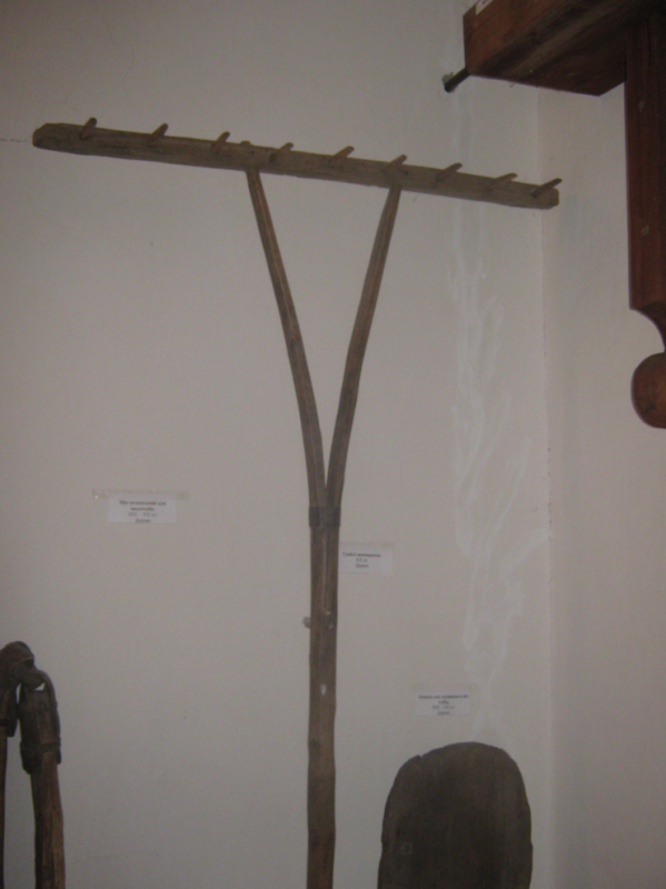 Граблі дерев'яні