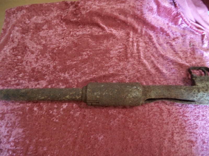 Фрагменти зброї