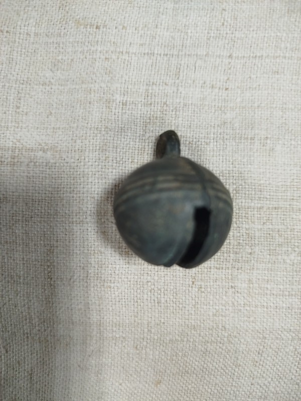 Дзвіночок із кінської збруї. Київська Русь.