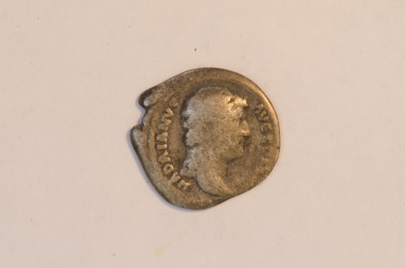 Денарій  Адріана