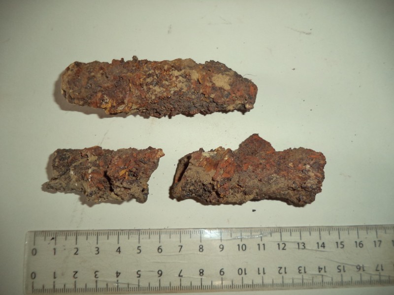 Залізні втулки списів