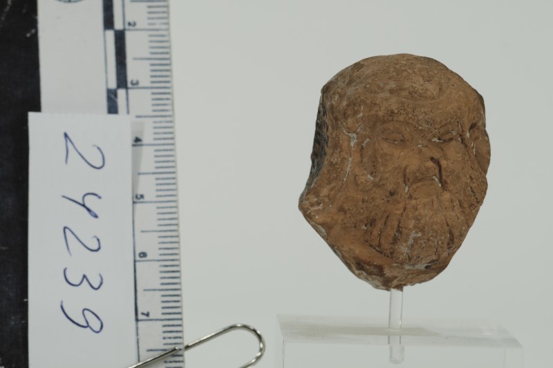 Теракота. Лицьова частина голови