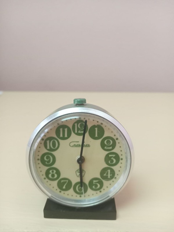 Будильник "Слава"