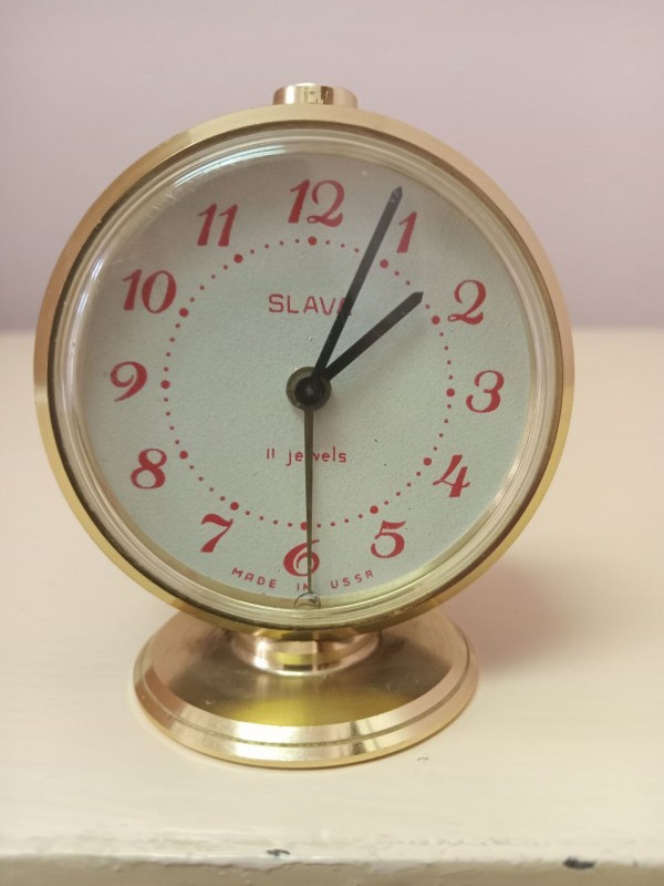 Механічний будильник "Слава"