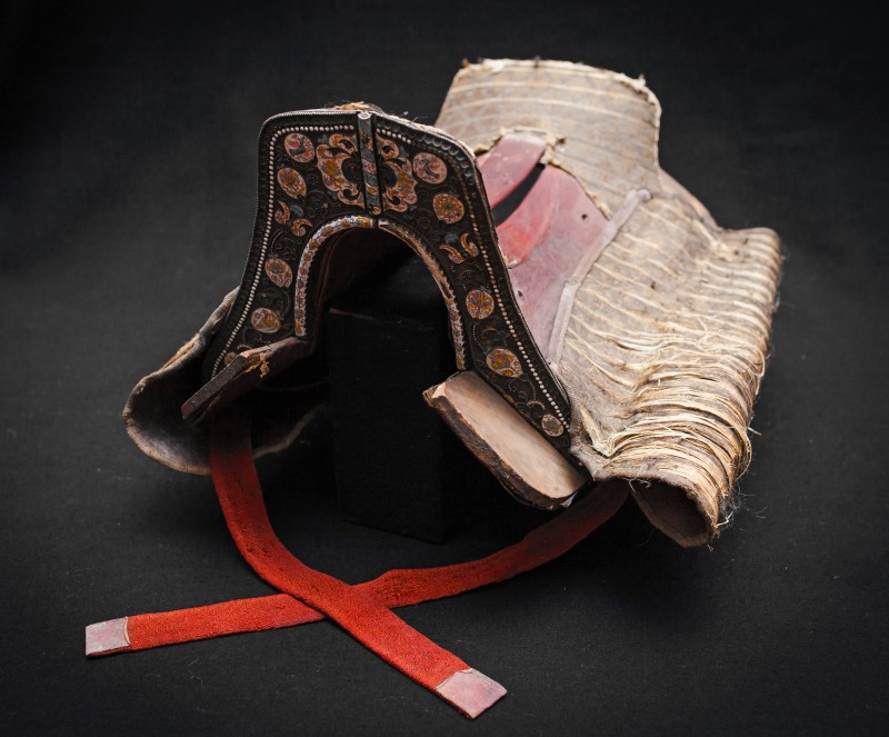 Кінська збруя (сідло верхове)