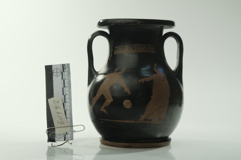 Пеліка червонофігурна (Амфора)