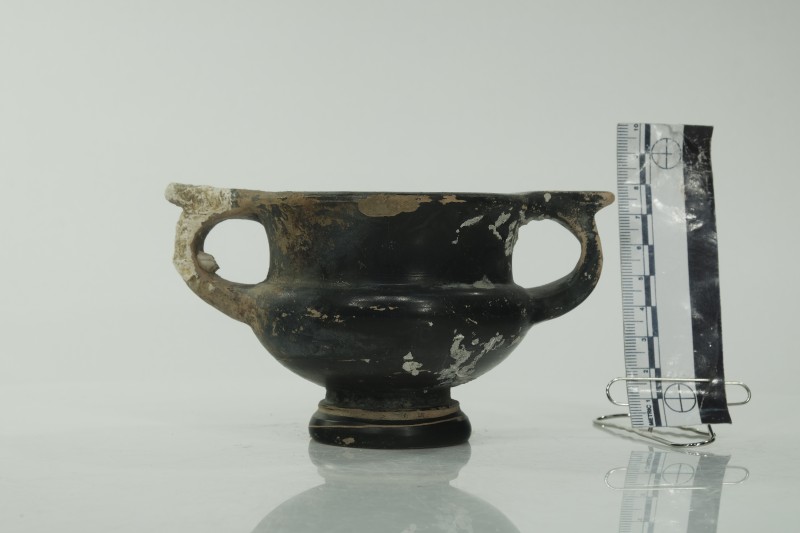 Чорнолаковий канфар