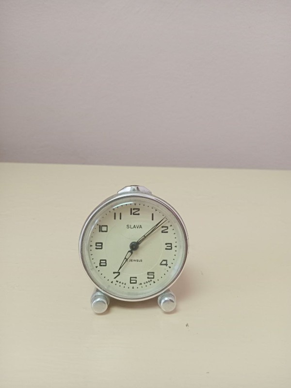 Механічний будильник "Слава"