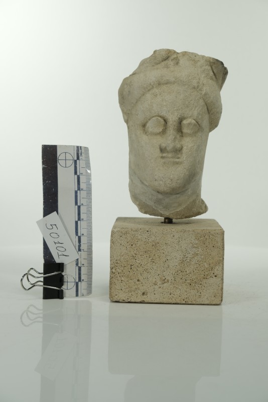 Чоловіча голова