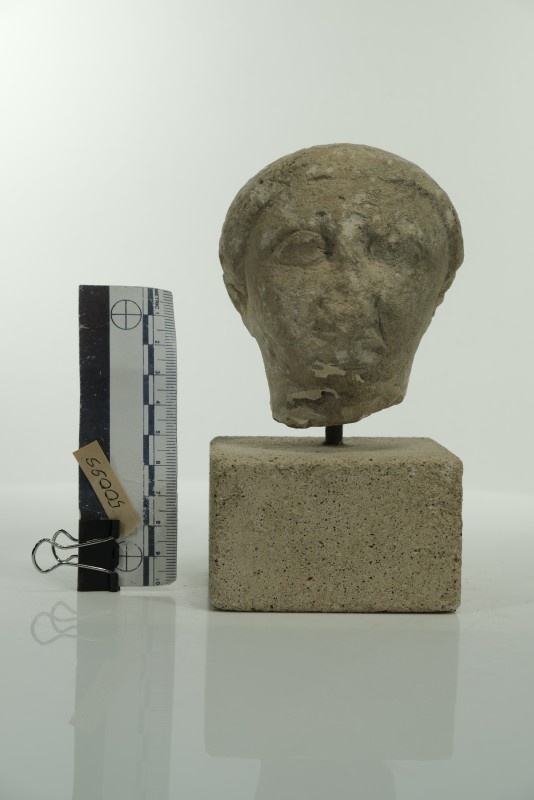 Чоловіча голова