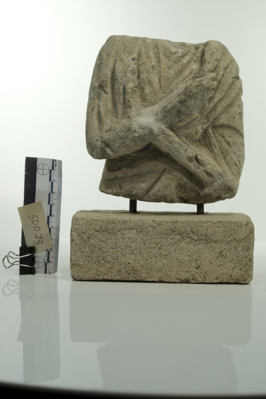 Фрагмент торса