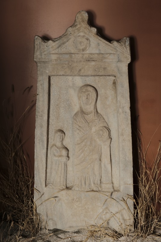 Надгробна стела