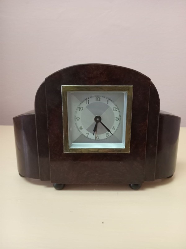 Будильник механічний