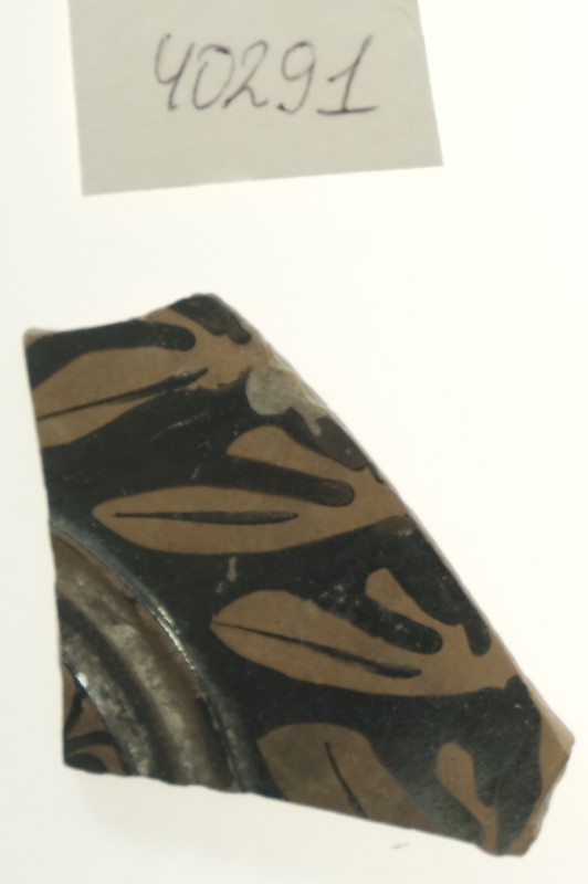 Фрагмент закритої червонофігурної посудини