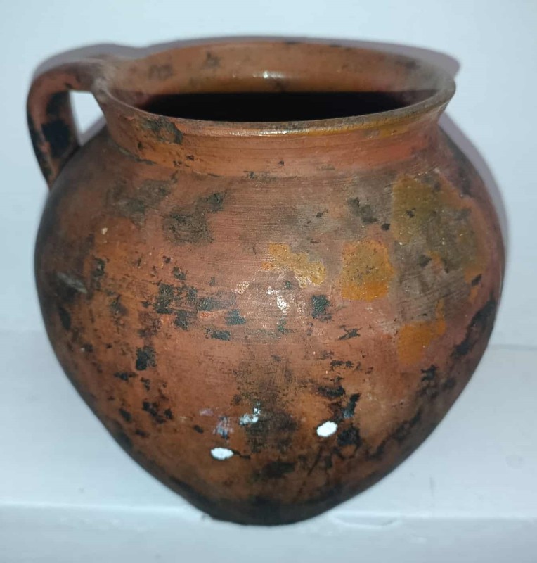 Горщик з ручкою на 3 літри.