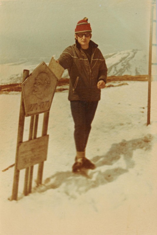 Фотографія. В. Івасюк у горах. 1972 рік.