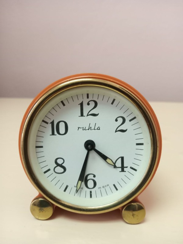 Механічний будильник