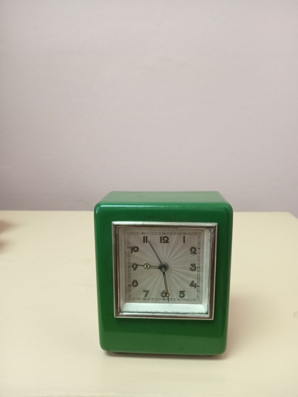 Механічний будильник