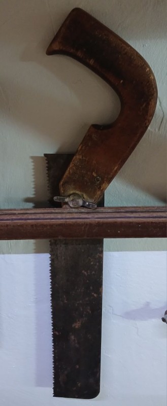 Ножівка по дереву