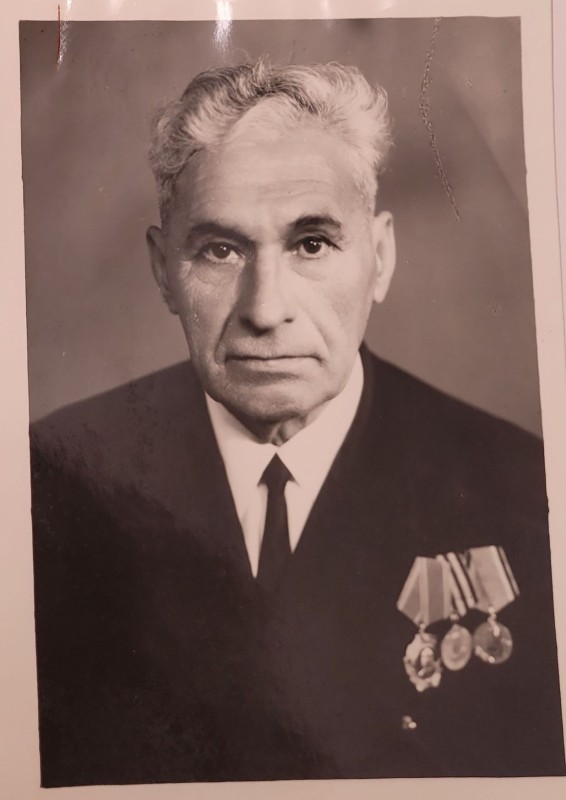 Клименко Іван Пилипович, член КПРС з 1924 р., вступив у партію у дні Ленінського призиву.