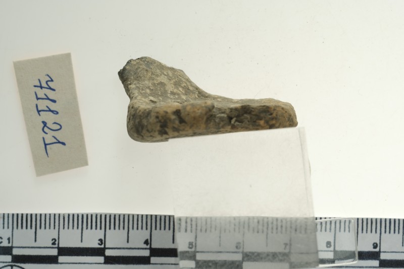 Глиняне крісло