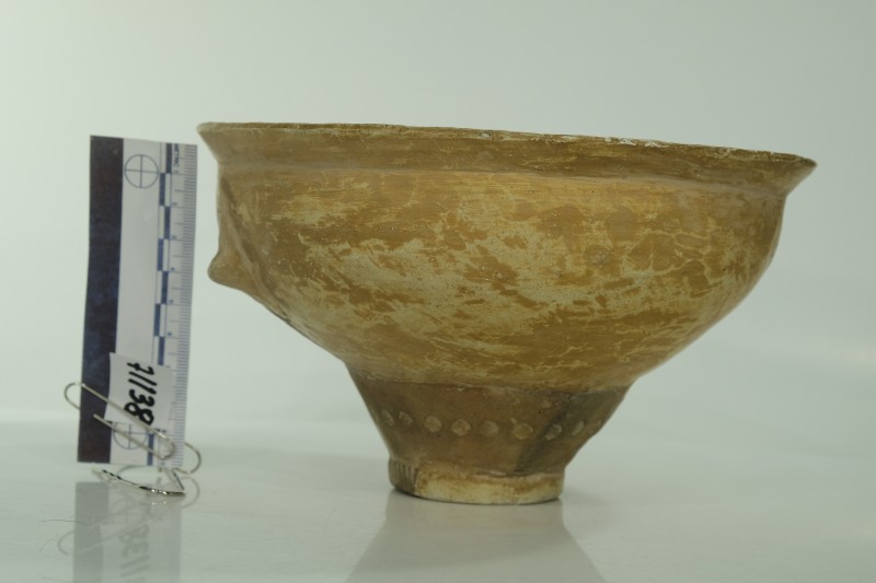 Булавоподібна "відкрита" посудина-чаша