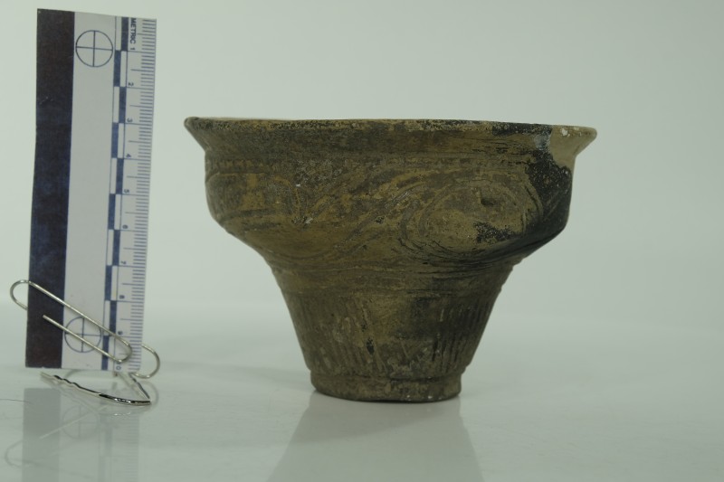 Глиняна ліпна посудина