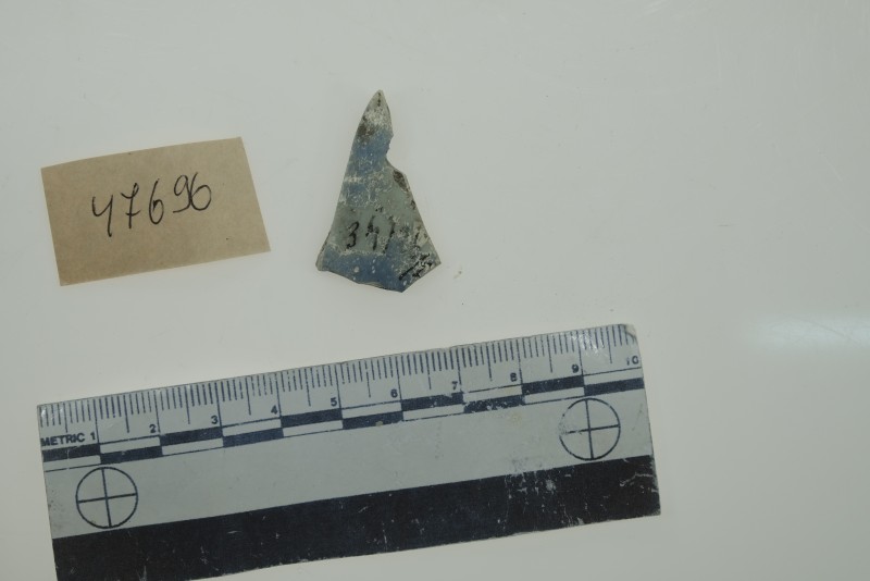 Фрагмент скляної посудини