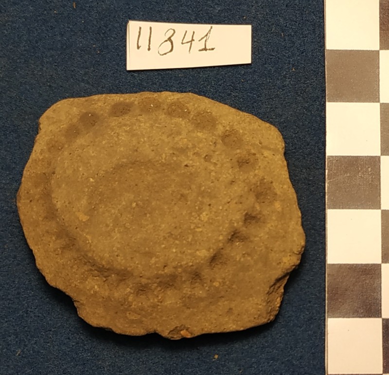 Фрагмент стінки ліпної жовтоглиняної посудини