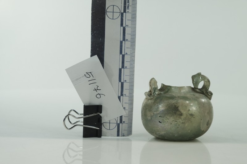 Посудина у вигляді арібала