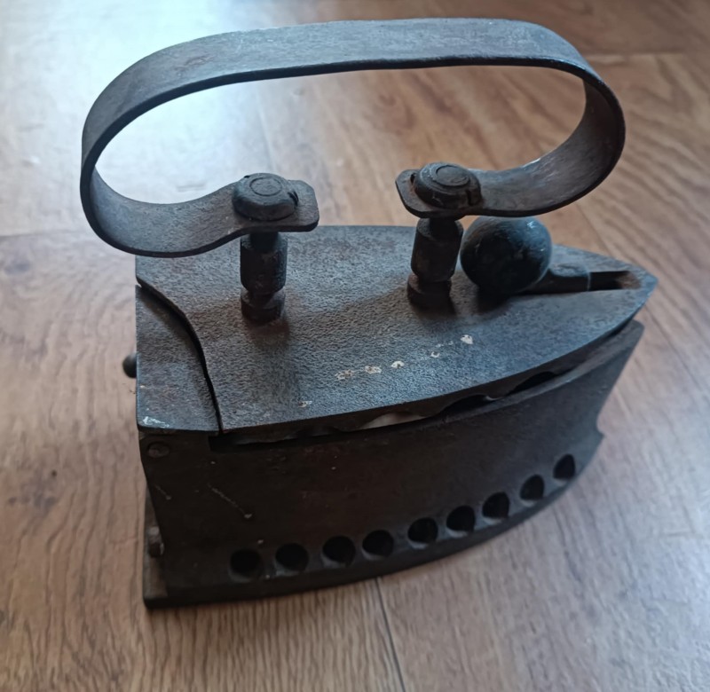 Праска залізна.