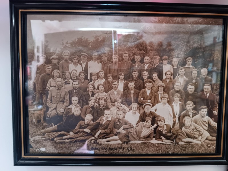 Фото випуск трудової школи