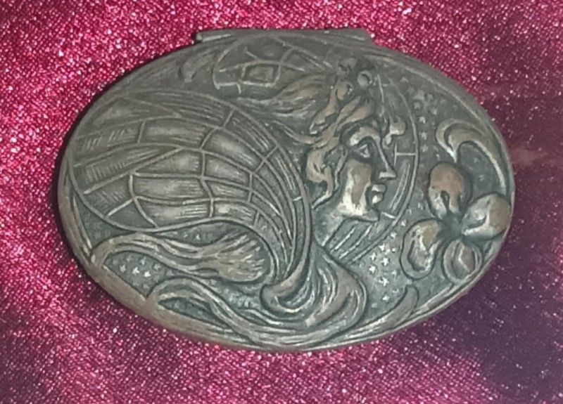 Пудрениця початок 20 ст.