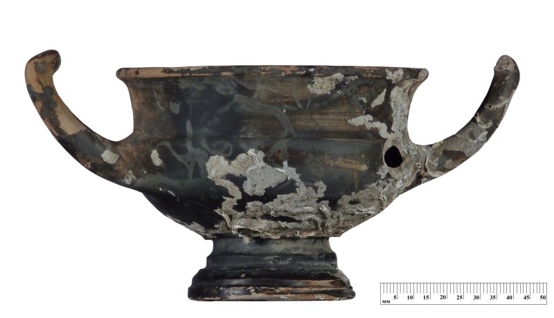 Чорнолаковий канфар