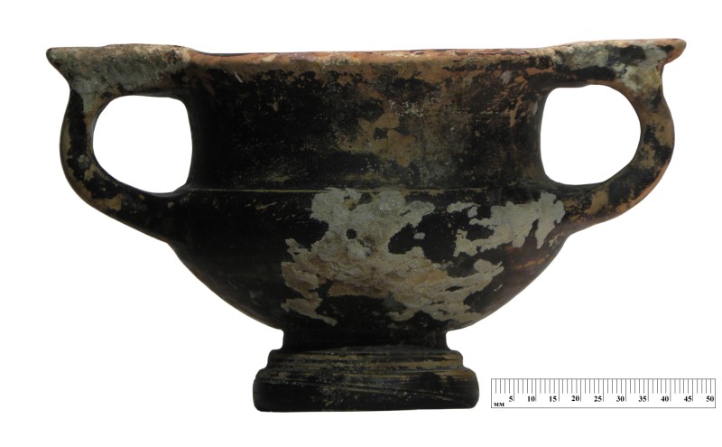 Чорнолаковий канфар