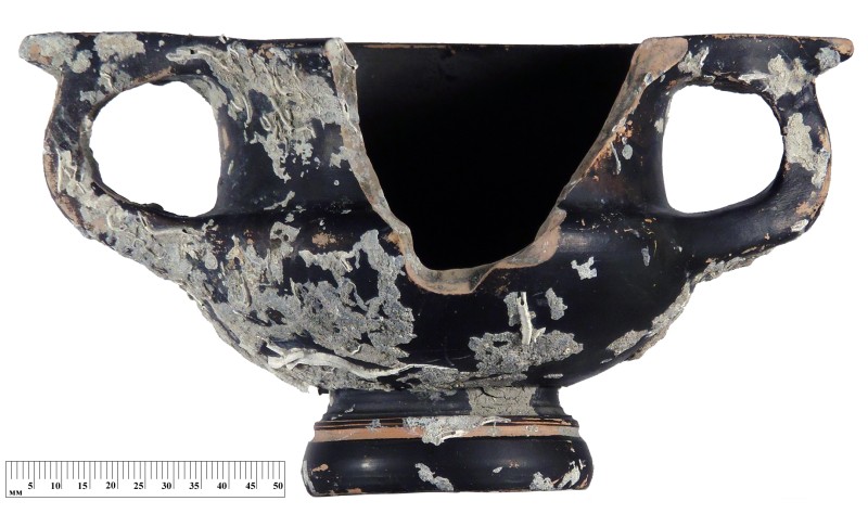 Чорнолаковий канфар