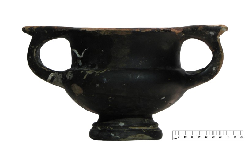 Чорнолаковий канфар