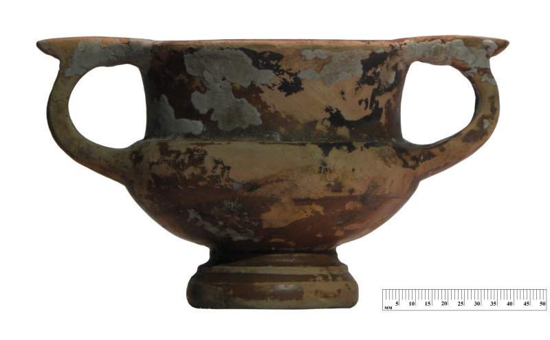 Чорнолаковий канфар