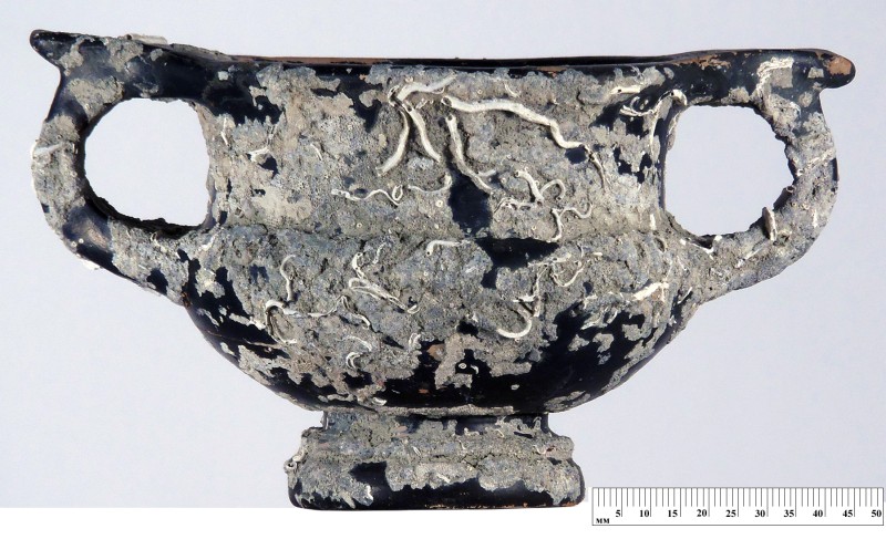 Чорнолаковий канфар