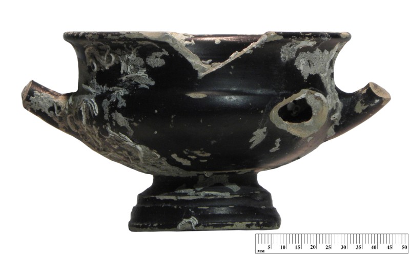 Чорнолаковий канфар